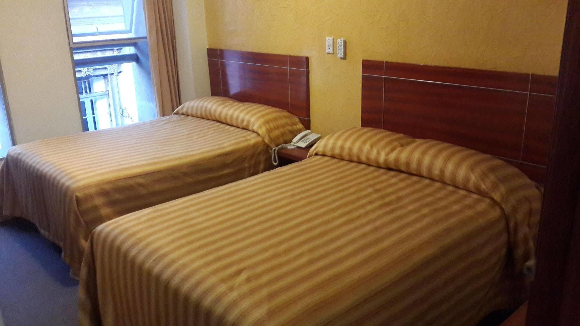 Hotel Roble Kota Meksiko Bagian luar foto