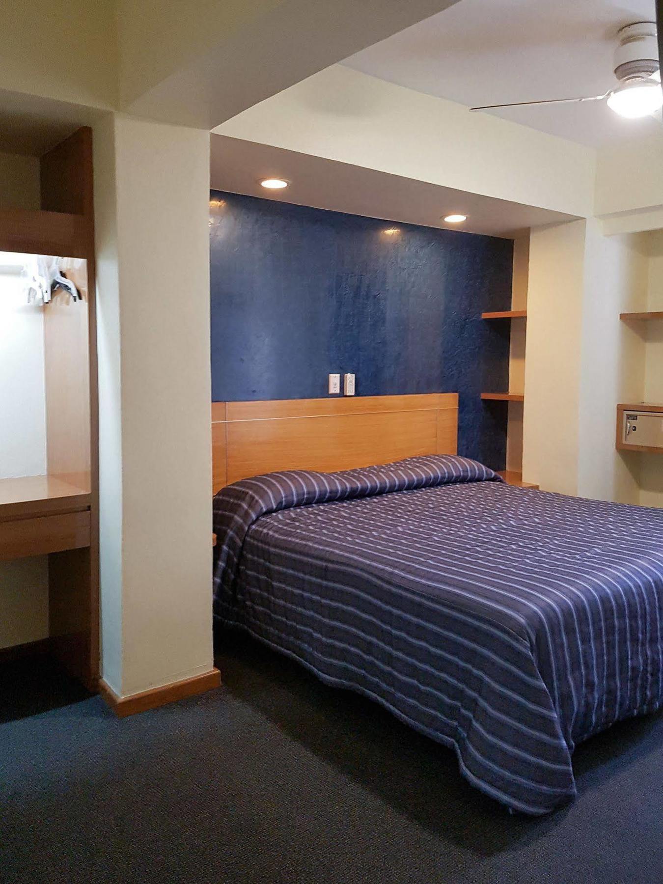 Hotel Roble Kota Meksiko Bagian luar foto