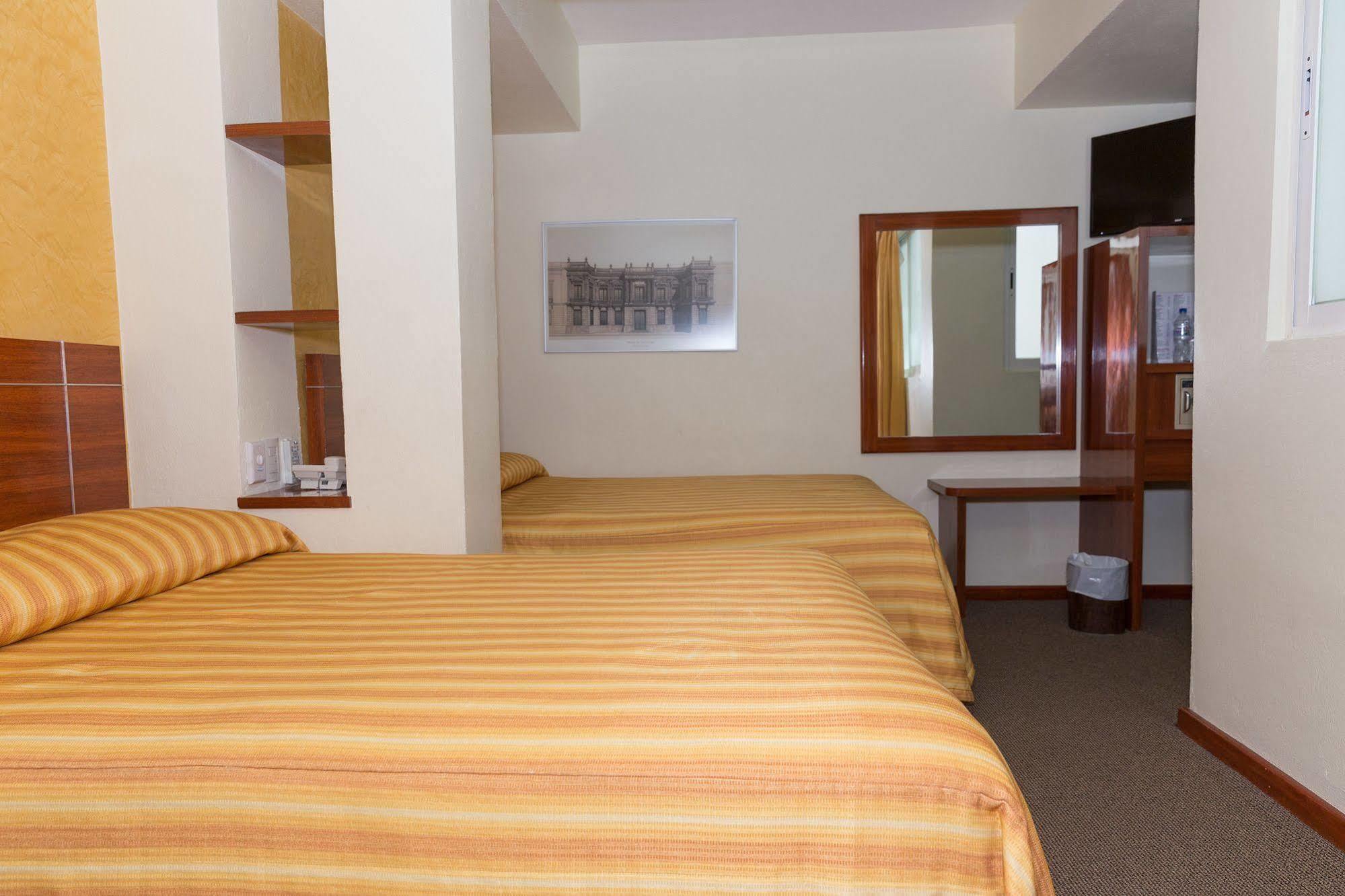 Hotel Roble Kota Meksiko Bagian luar foto